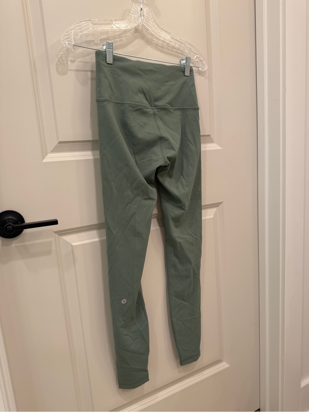 lululemon athletica Sage Green High-Rise Leggings - Picture 4 of 6